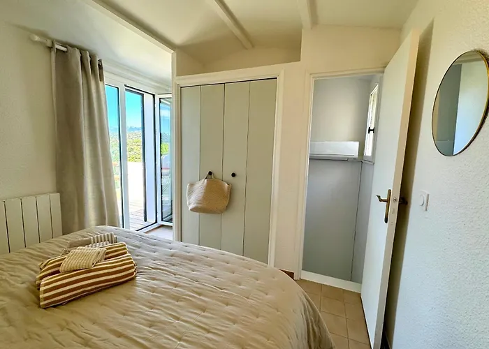 Adorable Duplex Vue 5 Min A Pied De Santa Giulia Дом отдыха *