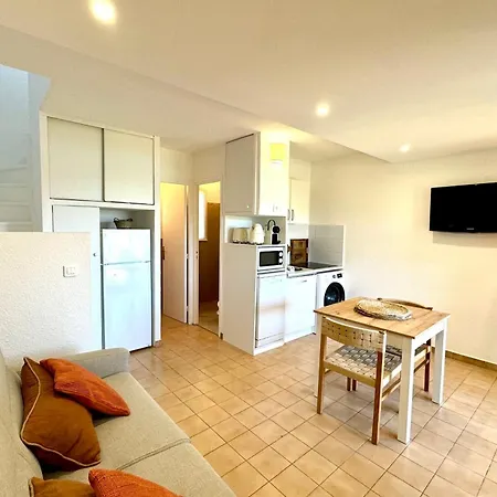 Adorable Duplex Vue 5 Min A Pied De Santa Giulia 포르토베쉬오